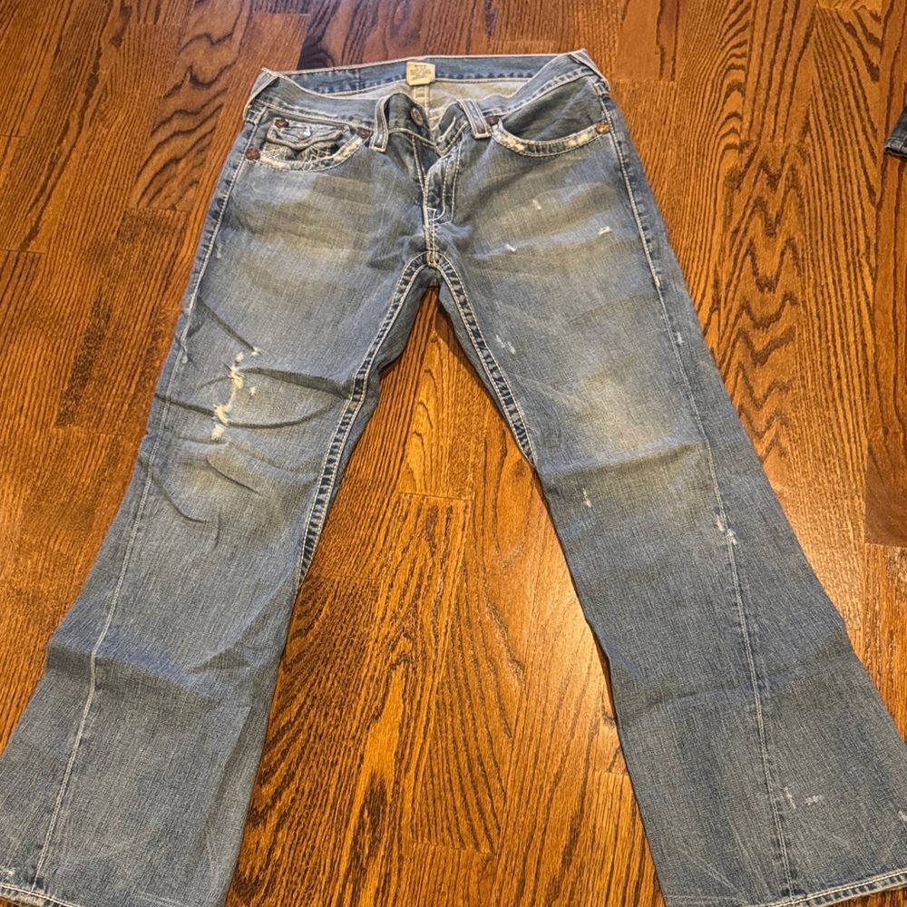 True Religion Distressed Light Blue Denim Jeans - Picture 2 of 2